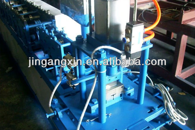 T-Grid forming machine