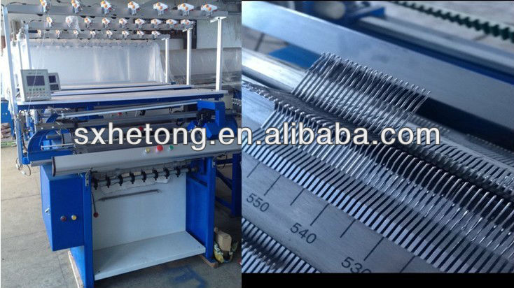 T-shirt collar knitting machine