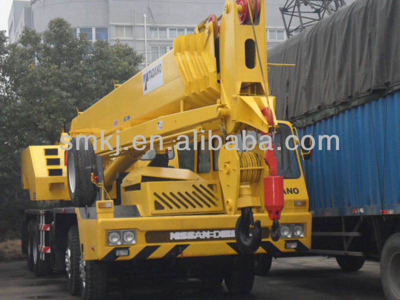 Tadano fully hydraulic truck crane 65 ton,GT650E, nissan engine,original from Japan