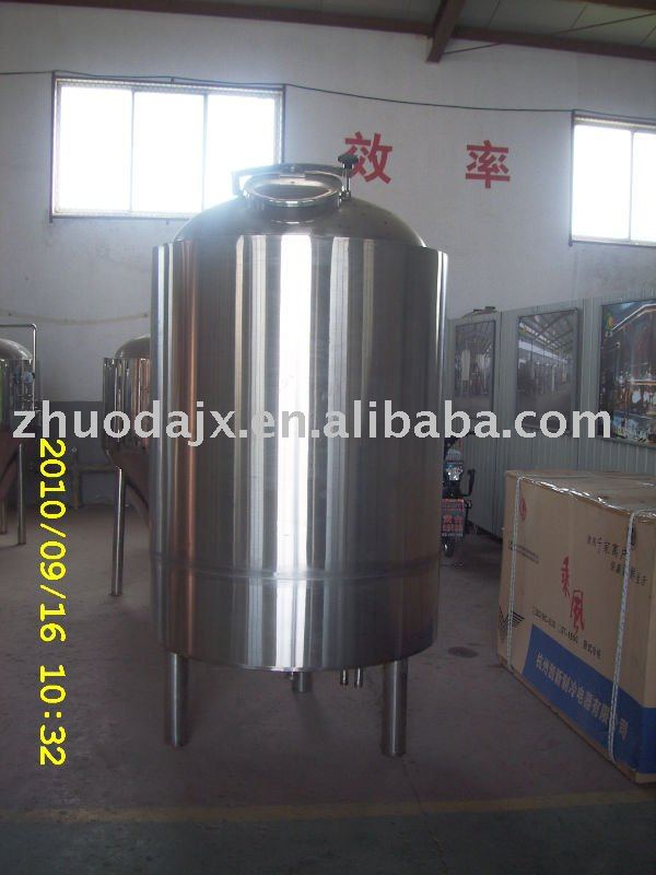 The beer equipment-Hot water tank