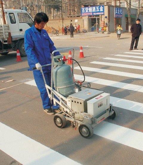 Thermoplastic Pedestrian Road Marking Machine