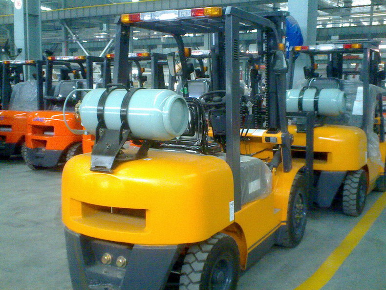 This is JAC forklift Manufacturer (LPG forklift)