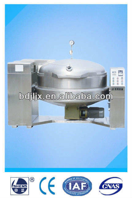 Tilting industrial vacuum cooking pot