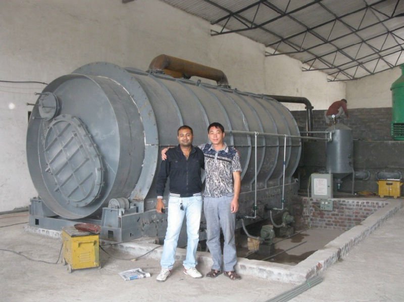 Tire and rubber pyrolysis equipements