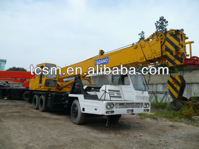 TL200E japanese used mobile truck cranes Tadano are selling