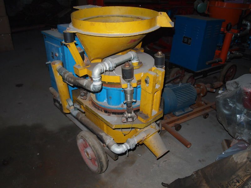 Trasmission and spraying concrete for supporting project! YD6 Spraying Machine