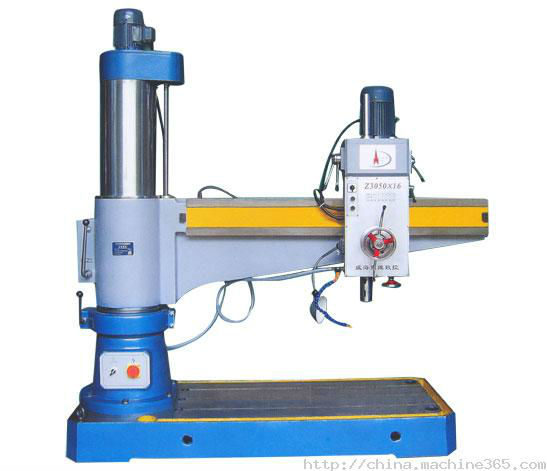 universal radial drilling machine