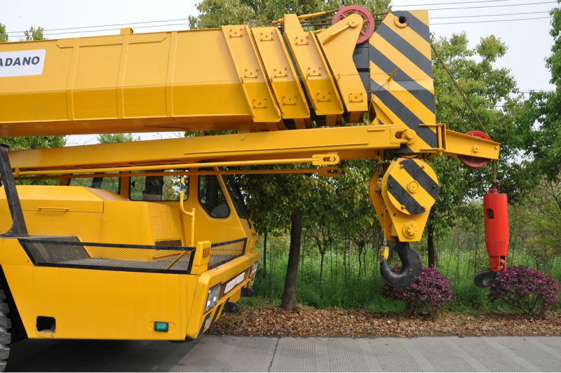 used 100ton crane tadano original Japan in Shanghai