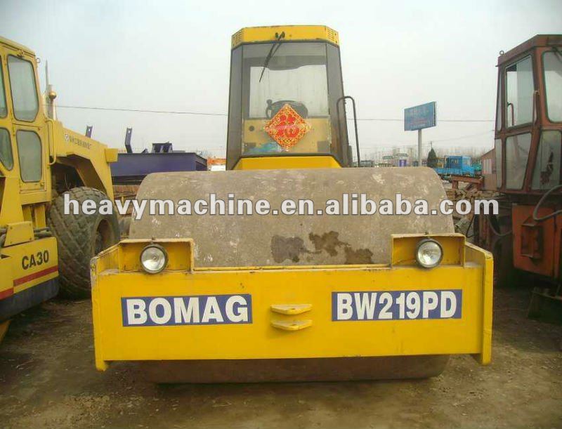 USED BOMAG COMPACT ROLLER BW219D-2