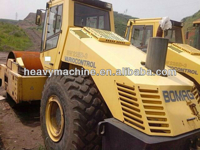 USED BOMAG COMPACTOR ROLLER BW225D-3