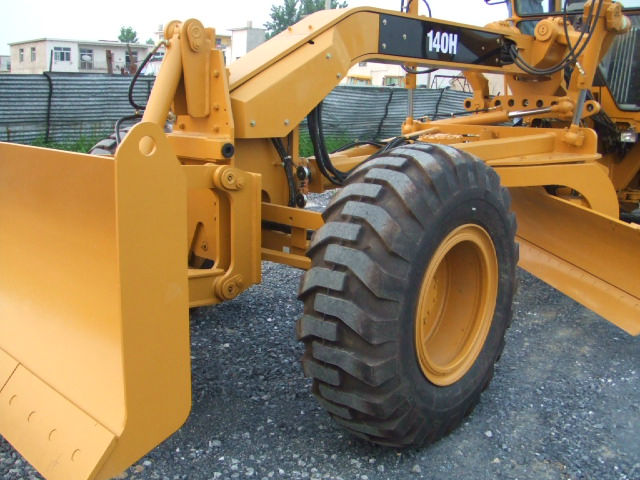 used catpillar motor grader 140H,used caterpillar motor grader low price for sale