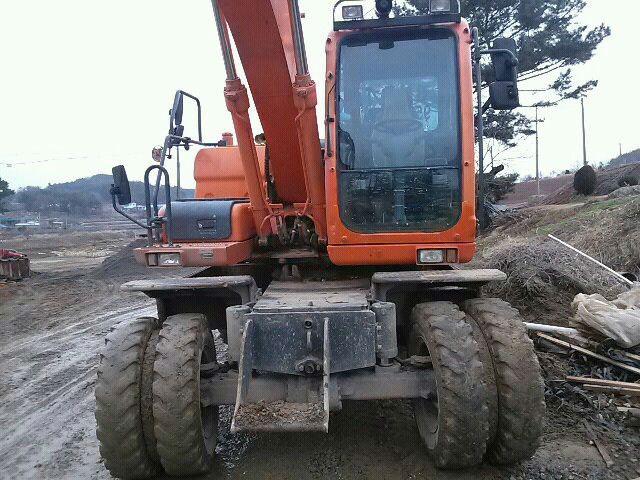 Used Excavator Doosan DX 140 W From Korea Year 2008