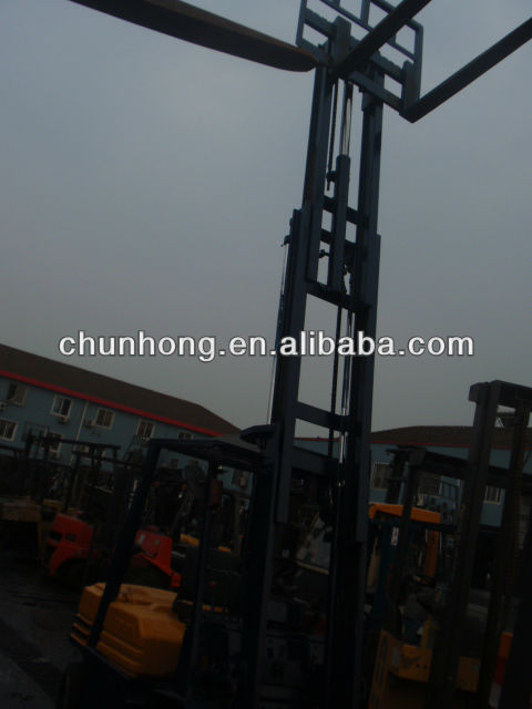 used forklift toyota 3t, 5FD30, 3 mast 4.5m lifting height, original from japan