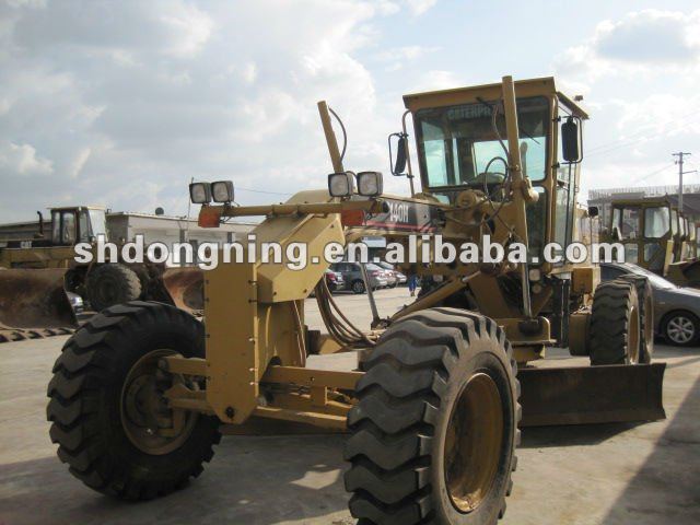 Used Grader Caterpillar 140H in Shanghai