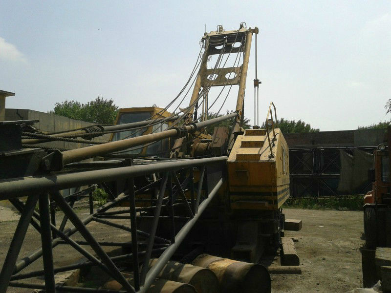 Used Hitachi KH300 Crawler crane