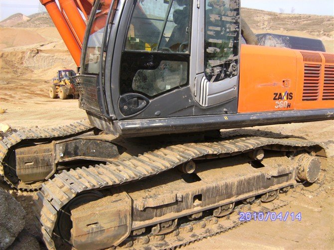 used hitachi zaxis 360h excavator