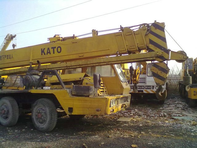 used kato 25ton mobile truck crane 25ton NK250E