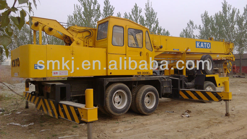 used Kato 30T truck crane for sale