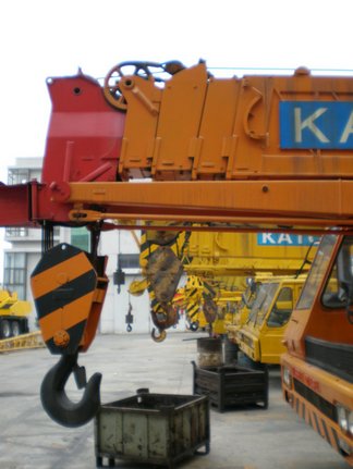 used KATO truck crane 50t NK500E