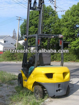 used komatsu forklifts 2.5 tons side shifter