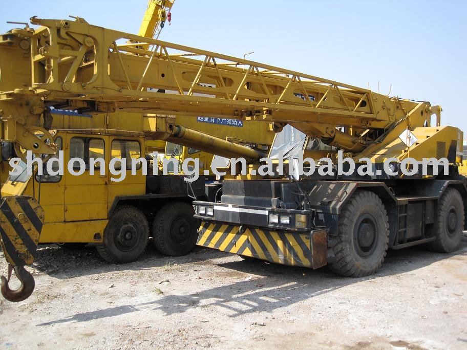 Used rough terrain crane TADANO TR250M