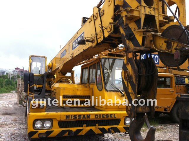 Used tadano crane 30ton mobile crane TL250E