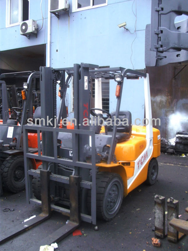 Used TCM forklift 3 ton, FD30-16, original from Japan