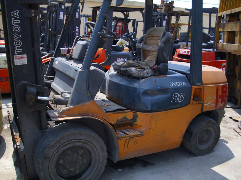 Used toyota 3ton forklift