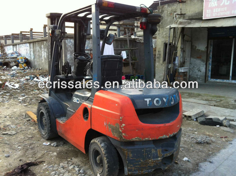 Used Toyota forklift 3 ton, 8fd-30, original from Japan