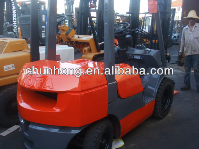 used toyota forklift 3t 7FD30, high quality, cheap price, original from japan