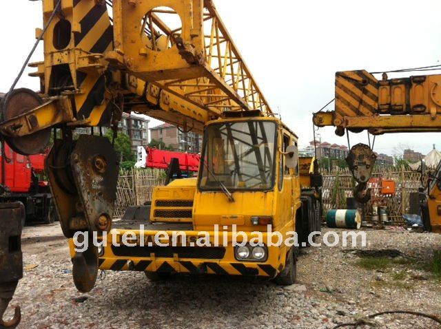 Used truck crane tadano crane 25ton TL250E