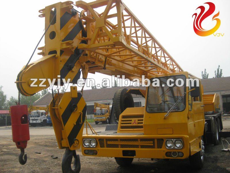 Used Truck Crane TADANO TG250E 25ton in good condition