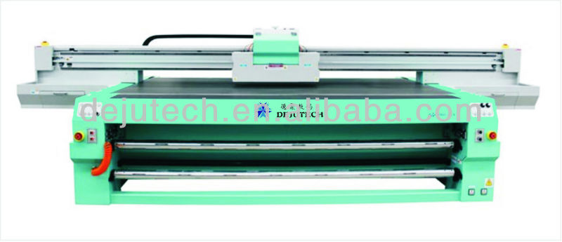 UV roll and flatbed printer