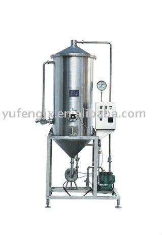 Vacuum degasser for fruit/vegetable juice drink