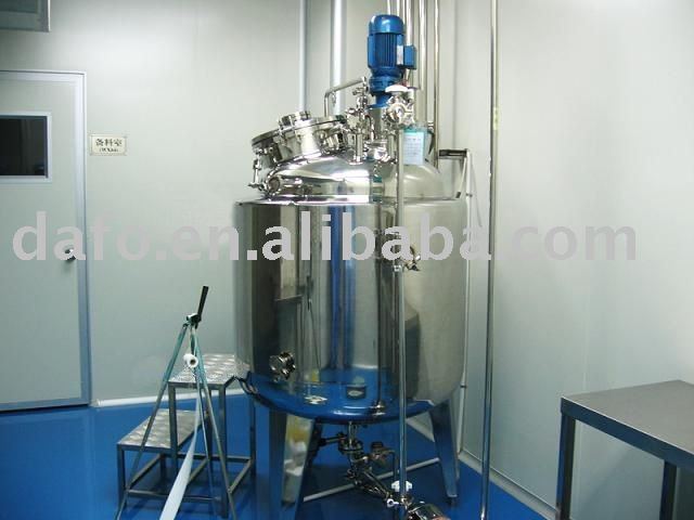 Vacuum high shear emulsifying tank