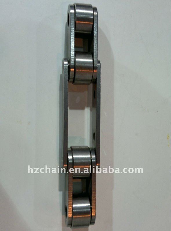 variable pitch conveyor chains for bottle making