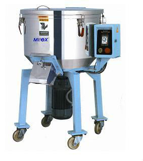 Vertical plastic granules mixer