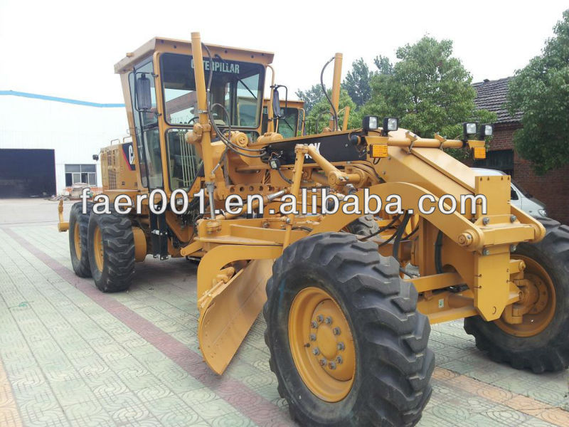 very good condition of Motor Grader 140K sell at low price