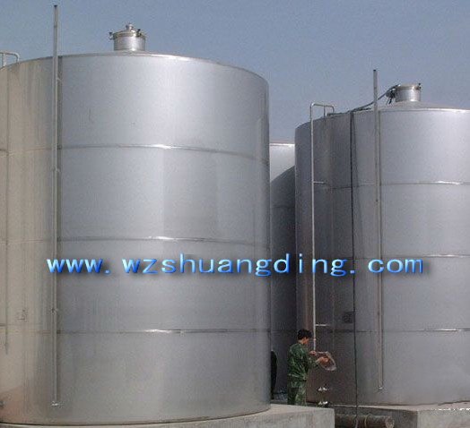 vetical stainless steel storage tank