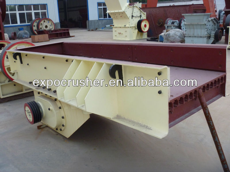 vibrating feeder for feeding various ores