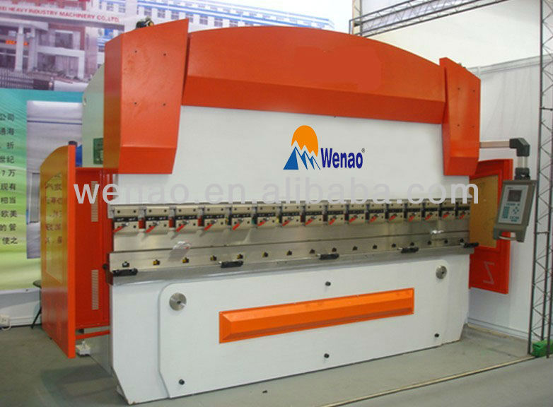 WC67K-200/6000 ELECTRO HYDRAULIC SYNCHRONOUS CNC PRESS BRAKE