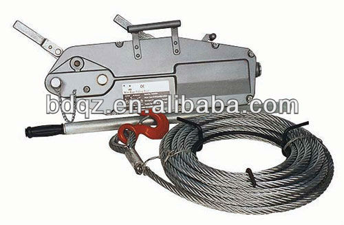 Wire rope pulling hoist