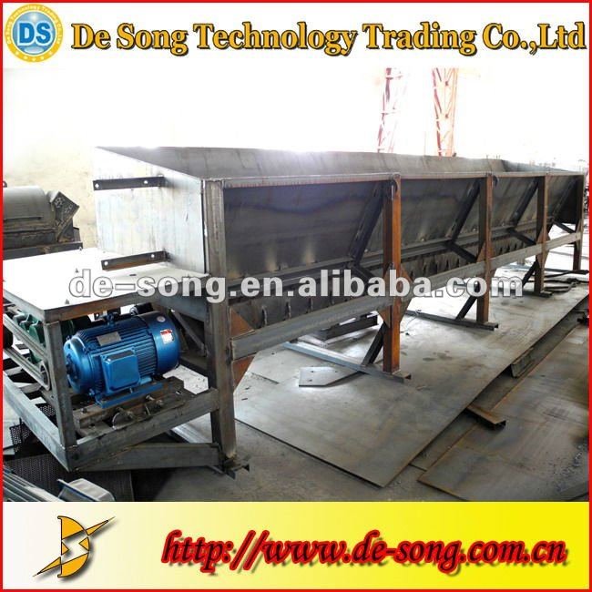 Wood barking machine