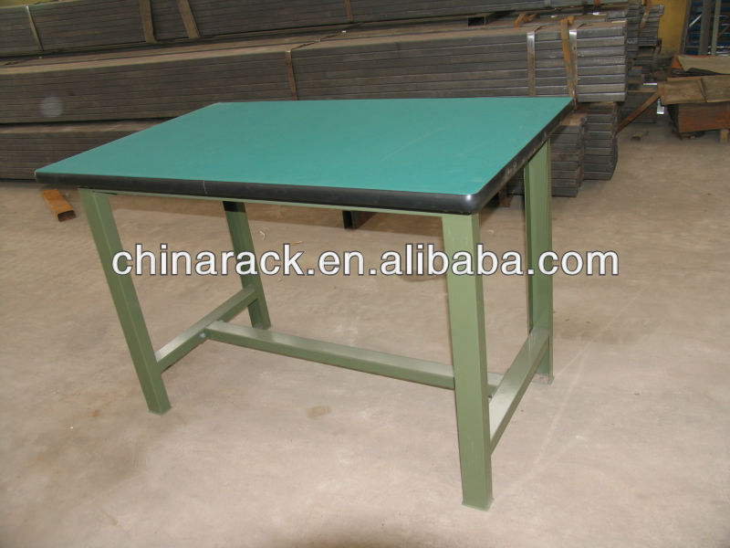 Wooden work table for workshop/Working bench