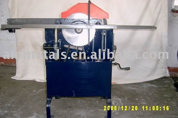 WOODWORKING MACHINE