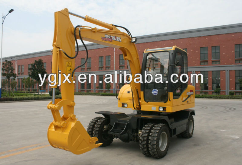 WYL65x4-8 small type 4WD wheeled excavator 6T with hydraulic hammer