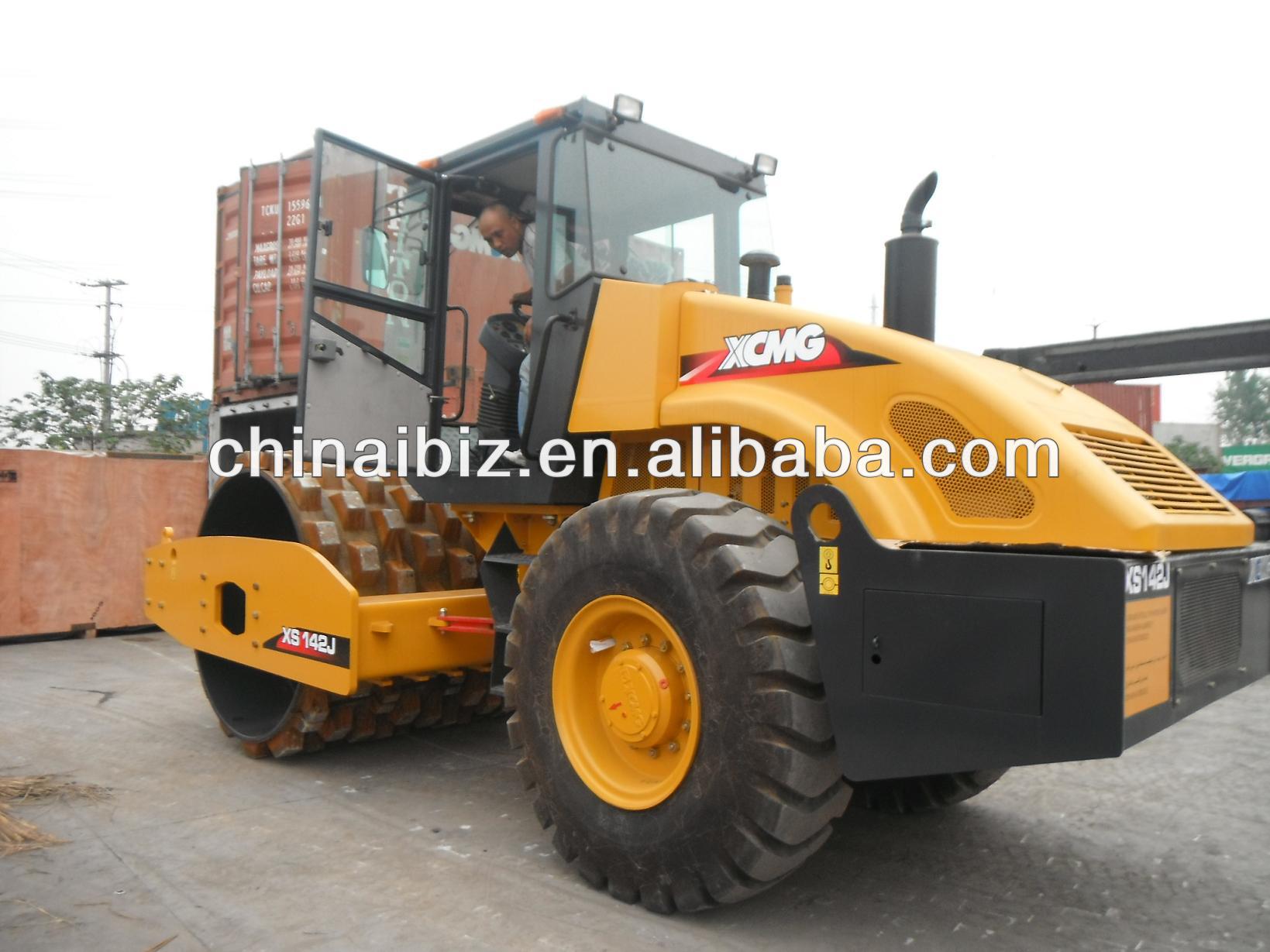 XCMG 14TON Padfoot Road Roller XS142J