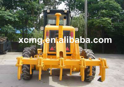 XCMG GR135 motor grader with cummins engine