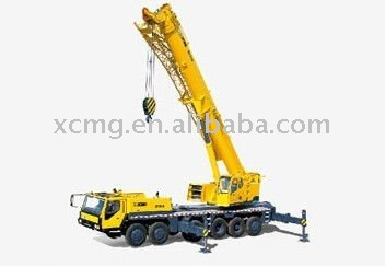 XCMG Truck crane 100 tons mobile crane