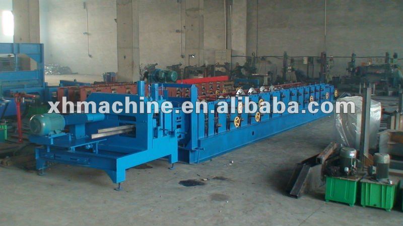 XH z purline roll forming machine